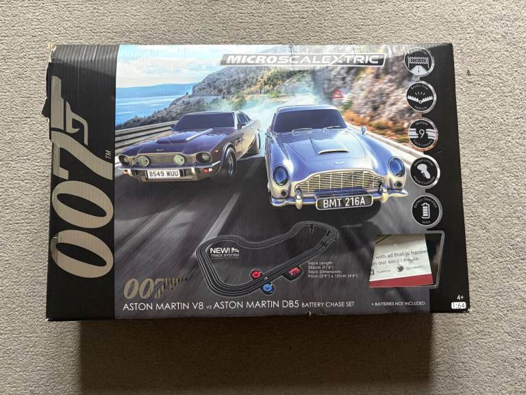 Preloved Micro Scalextric 007 James Bond