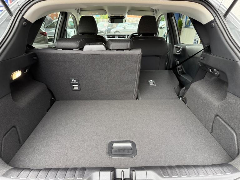 2025 Ford Puma 1.0 EcoBoost Hybrid mHEV Titanium, UNDER 350 MILES, MAY 2028 FORD WARRANTY, HATCHB...