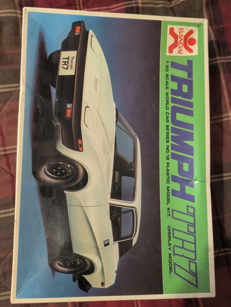 Unopened BANDAI Triumph TR7 Model Kit
