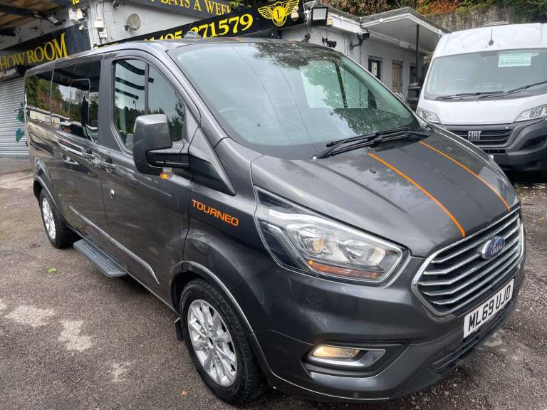 2019 Ford Tourneo Custom 2.0 EcoBlue 130ps 9 SEATER L2 LWB MINIBUS  Titanium Minibus Diesel Manual