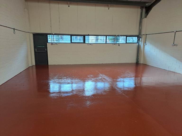 This 2000 sq ft secure commercial unit is ideal for growing businesses in and around Dulverton