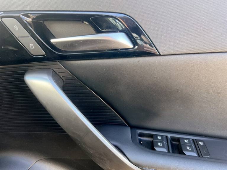 2023 MG MG4 SE Long Range Hatchback Electric Automatic