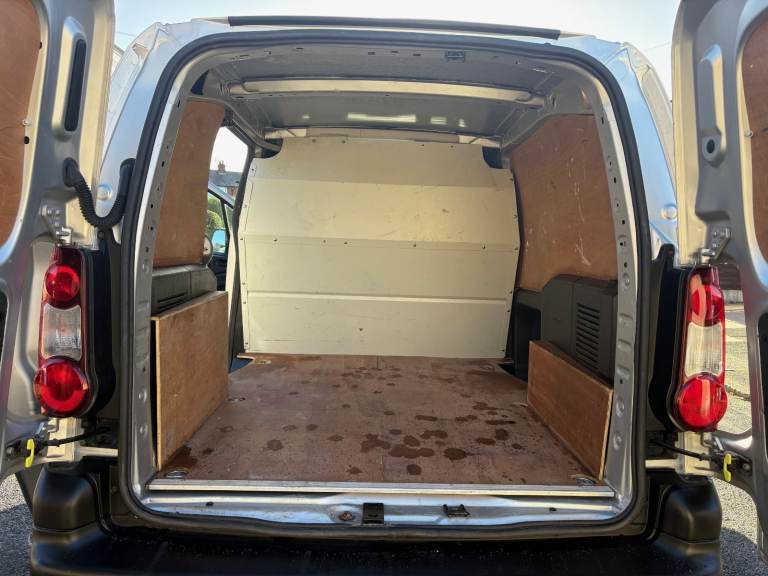 CITROEN BERLINGO Van Very Clean Condition Side loader 