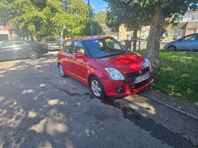 suzuki swift 1.5 petrol glx spec 69k mileage cheap look