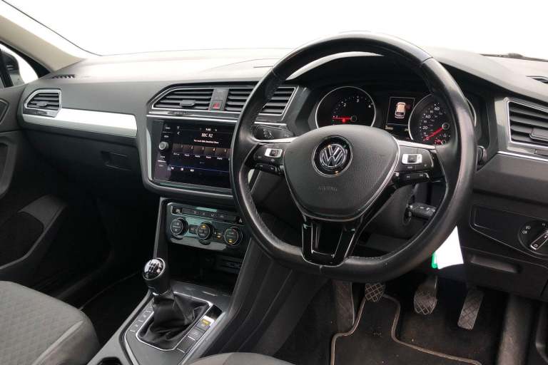 2020 Volkswagen Tiguan 2.0 TDi 150 Match 5dr SUV DIESEL Manual