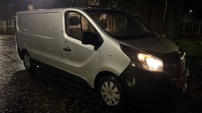 Vauxhall, VIVARO, Panel Van, 2015, Manual, 1598 (cc)