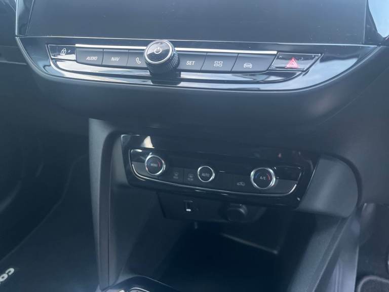 2020 Vauxhall Corsa Corsa 1.2 Elite Nav 5dr Hatchback Petrol Manual