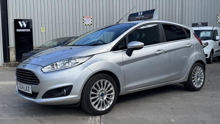 FORD FIESTA 1.0 T EcoBoost Titanium Silver 5dr LOW TAX+8 STAMPS 2014