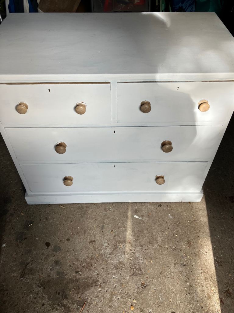 Painted pine chest of drawers