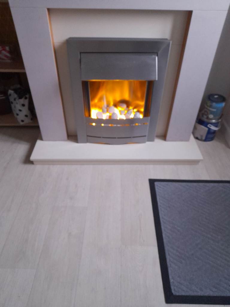 image for Electric fire already posted,this is another pic off it cheaper and turned on