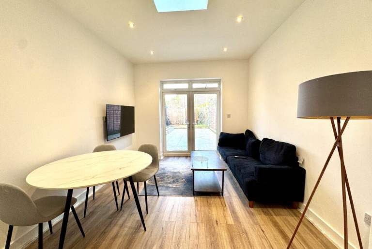  Large Double Studio – Elspeth Road, Wembley, HA0 ALL BILLS INCLUDED - Ref: 2219