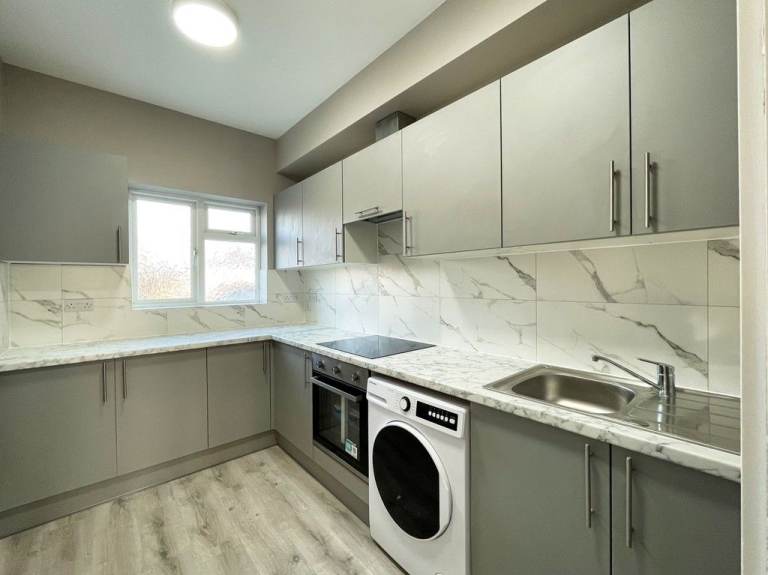Room to rent, Hobleythick Lane, Southend on Sea, SS0 0RJ 