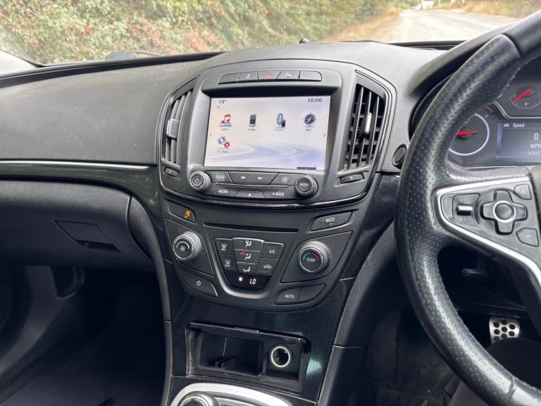 2014 Vauxhall Insignia 2.0 CDTi [163] ecoFLEX SRi Nav 5dr [Start Stop] HATCHBACK Diesel Manual