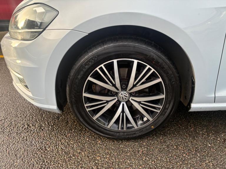 2018 Volkswagen Golf 1.6 TDI SE 5dr [Nav] ESTATE DIESEL Manual