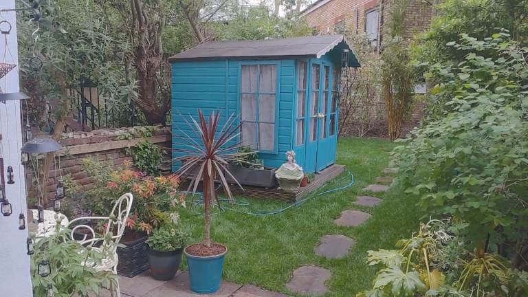 Lovely 1 bed own garden flat NW5 for brighton n16 se22 sw11 barnet areas