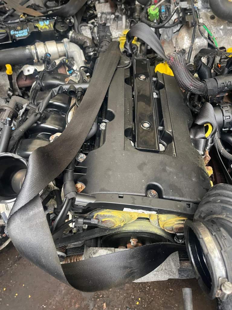 Vauxhall 1.4 16v with 51000 miles. Engine Code A14XER (FOR BREAKING)