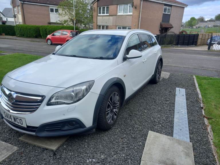 Vauxhall, INSIGNIA COUNTRY TOURER, Estate, 2014, Manual, 1956 (cc), 5 doors