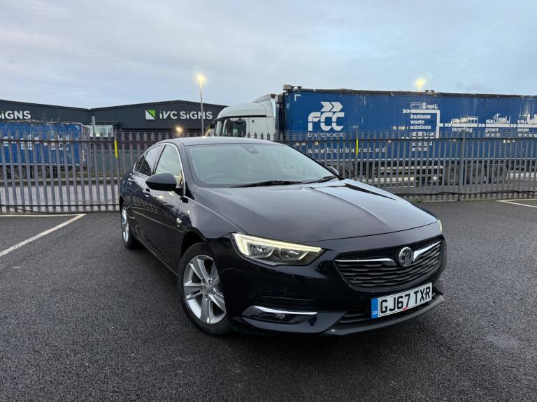 2017 Vauxhall Insignia 1.6 Turbo D ecoTec [136] SRi Nav 5dr HATCHBACK Diesel Manual