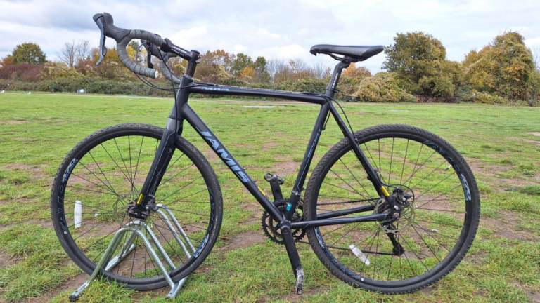 Jamis Nova.Gravel Road Cyclocross Bike.XL Black 58–60cm.Shimano Claris.700c 