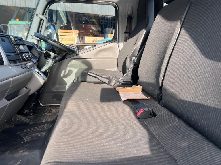 2022 Mitsubishi Canter 70C18 20FT FLAT , ONLY 66,972 MILES 