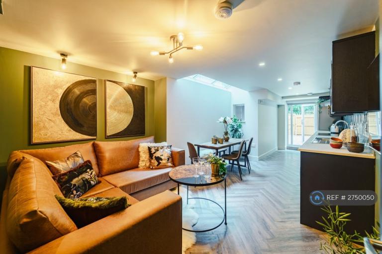 1 bedroom in St. Georges Road, Coventry, CV1 (#2750050)