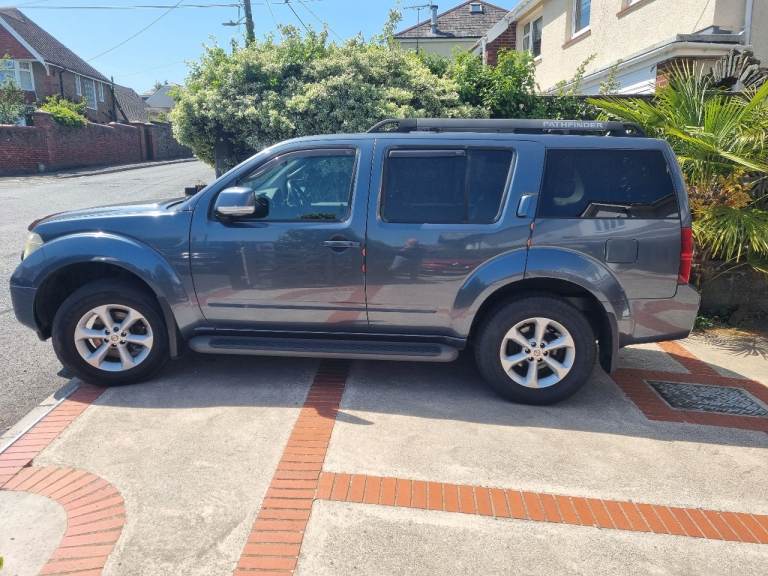 Nissan Pathfinder Aventura