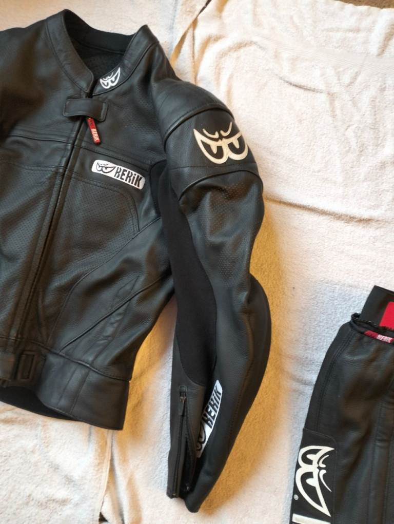 Berik Ls2-8323 2pc Leather Mens Motorcycle Suit Size Medium 32" Waist 42" Chest