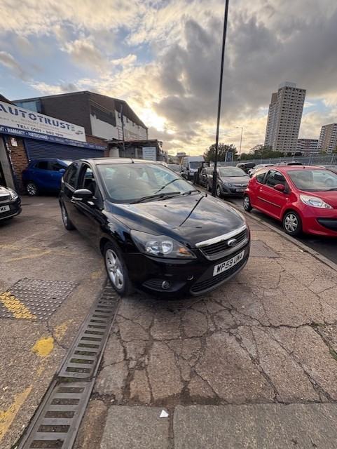 2010 Ford Focus 1.6 Zetec Hatchback 5dr Petrol Automatic (184 g/km  99 bhp)