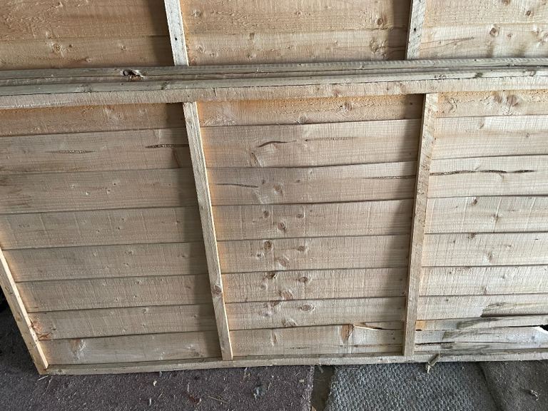 Fence panels (36x72in) x2 and 48x72in