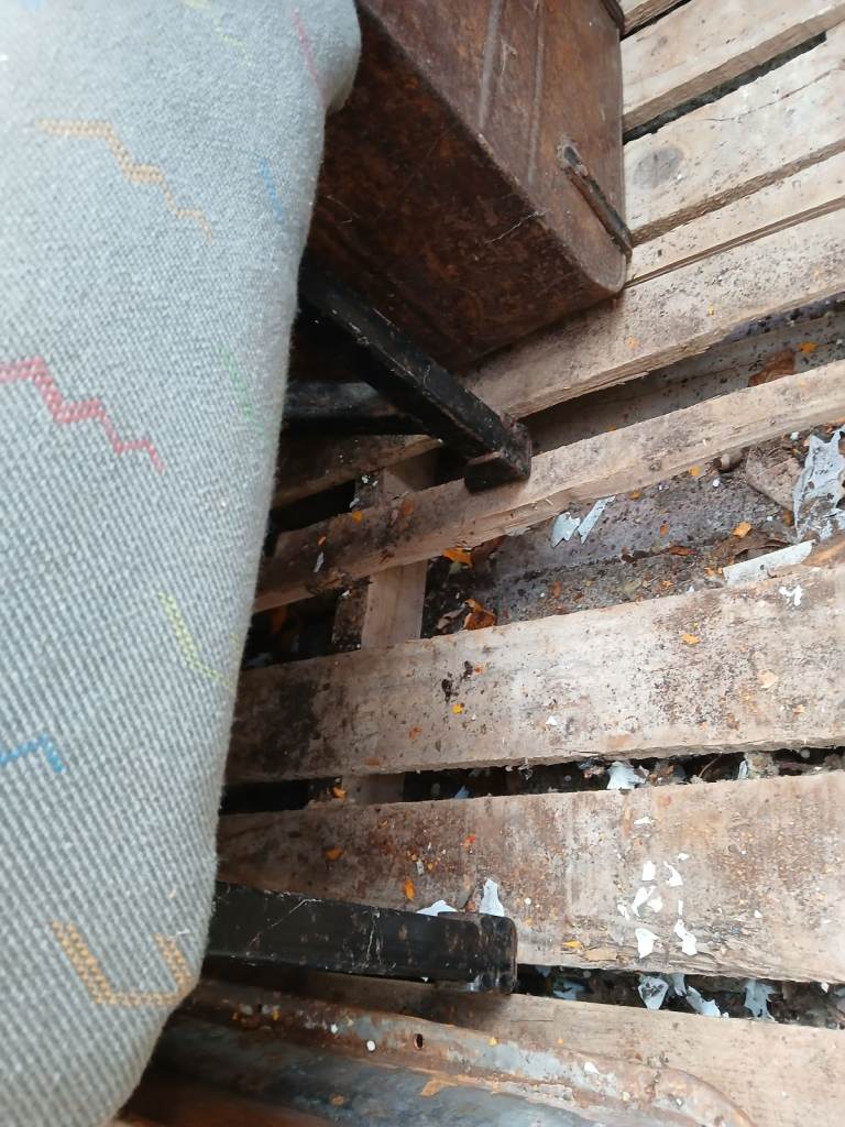 Single seat with seatbelt for V/W Transporter or similar van