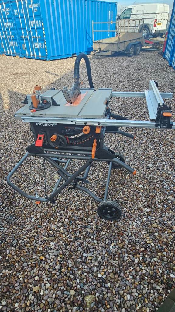 Evolution table saw + stand
