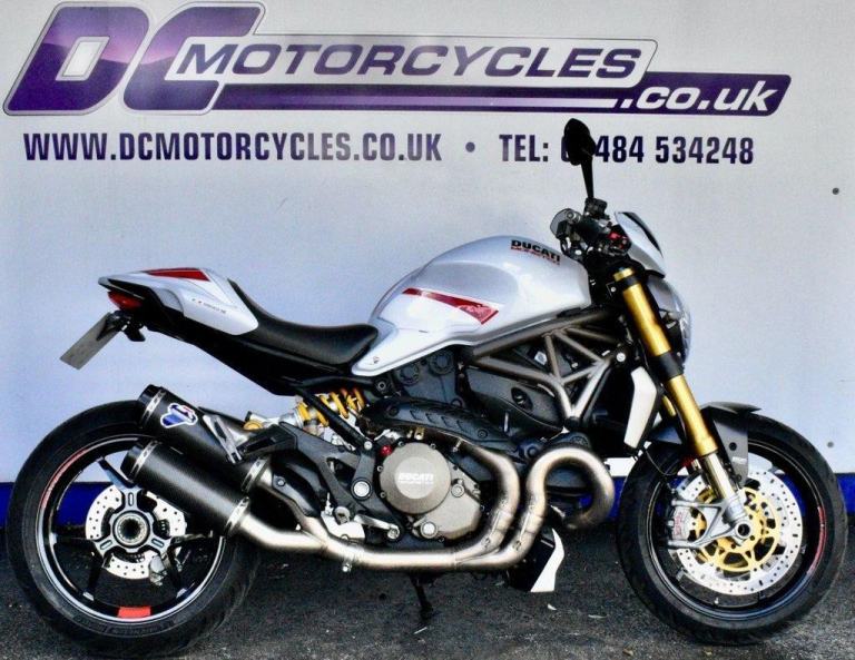 2015 DUCATI MONSTER 1200 S NAKED (145 PS)