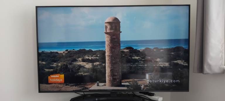 LG 60 Inch Smart UHD HDR LED TV