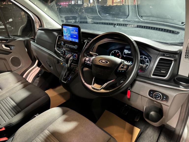 2022 Ford Tourneo Custom 2.0 EcoBlue 130ps L/R 8 Seater Titanium Auto MPV DIESEL Automatic