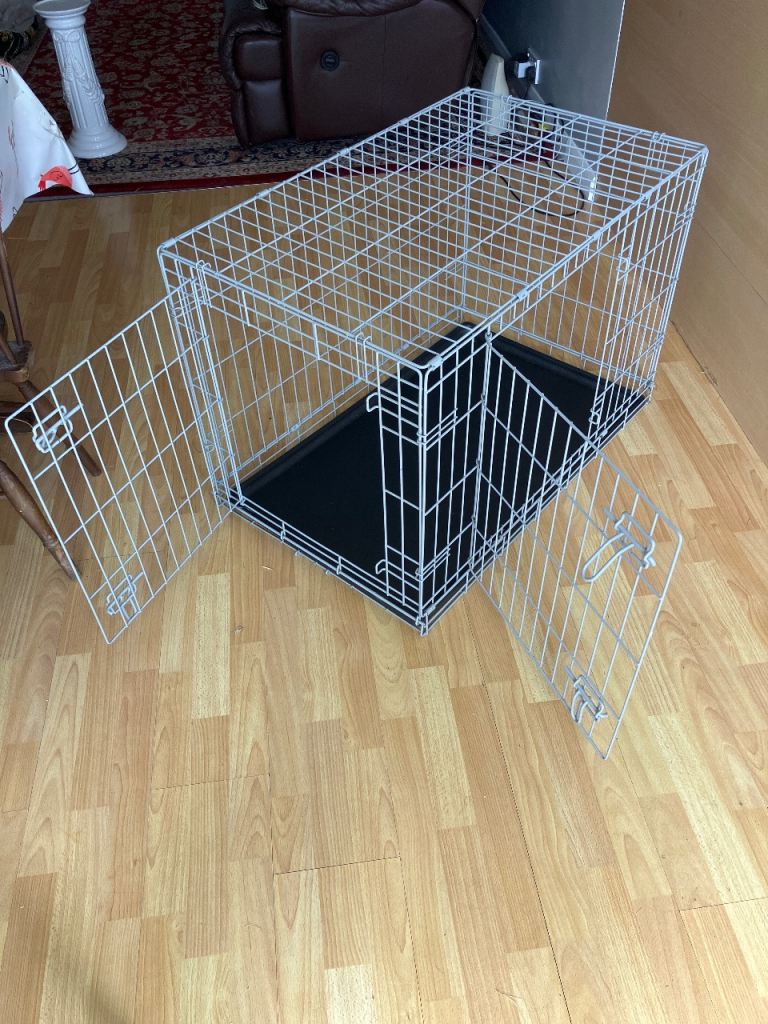 Double door dog crate (Pets at Home)