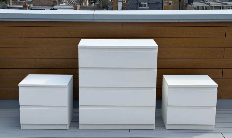 Habitat - Chest of Drawers with matching Bedside Tables