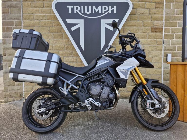 2021 TRIUMPH TIGER 900 RALLY - Full Luggage - Heated grips - Centerstand