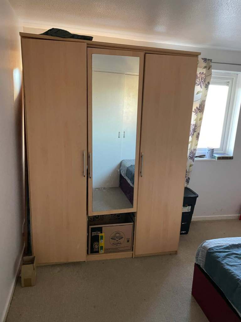 A beautiful 1 x bedroom flat for rent in Conniburrow