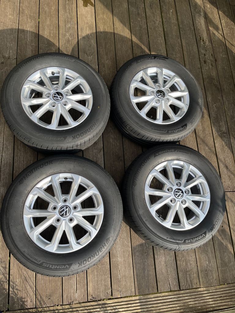 Brand new 5 stud genuine VW van alloy wheels and Hankook tyres 16 inch full set of 4. 215/65R16 102H