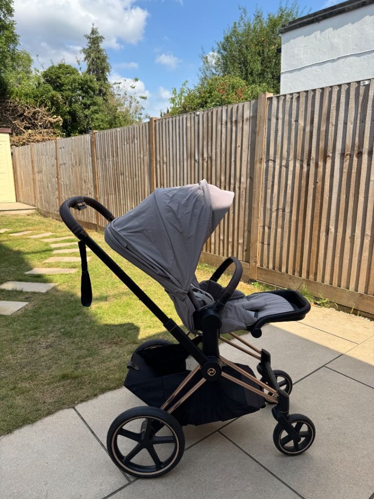 Cybex Priam Platinum Rose Gold Black Travel System