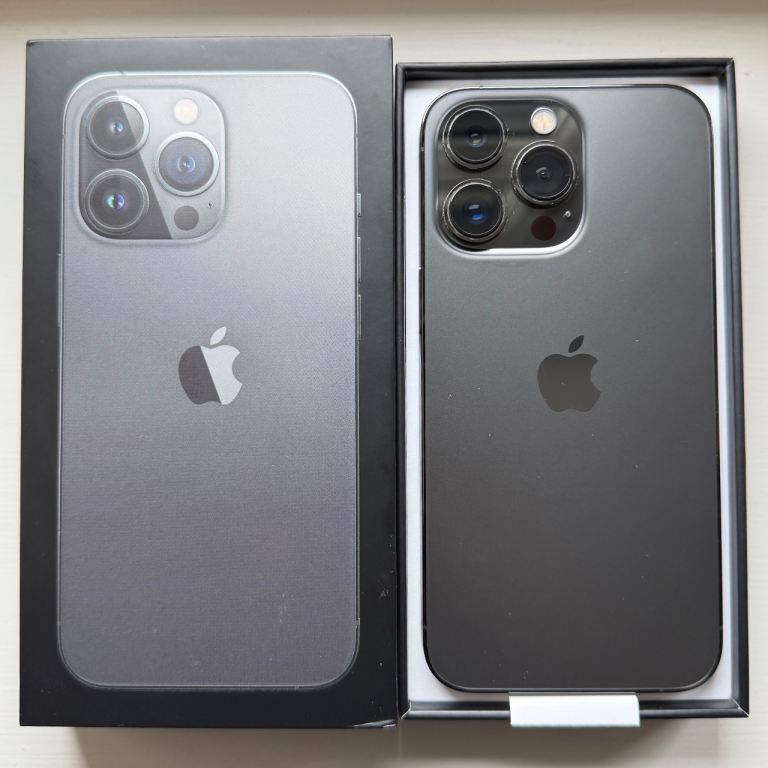 Apple iPhone 13 Pro 128GB Space Gray – Excellent Condition + Free Accessories