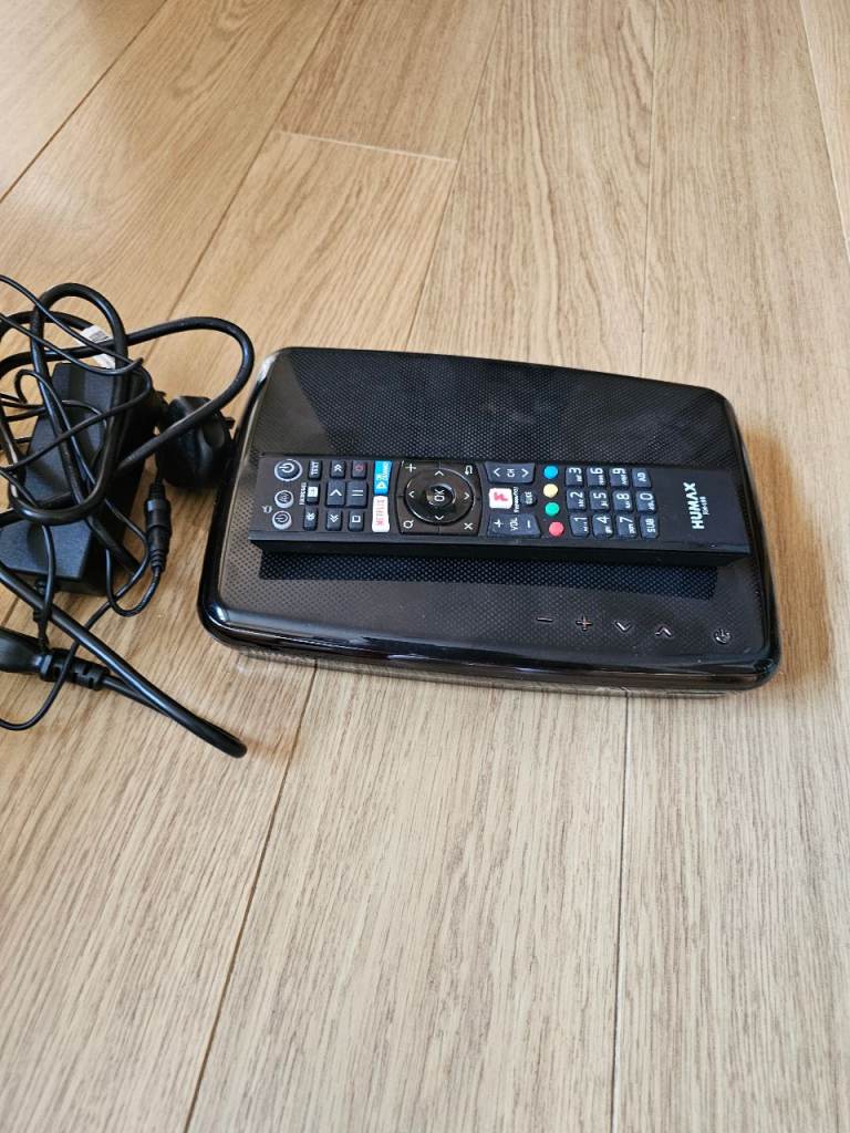 Humax Freeview Play Recorder & Remote – Good Condition