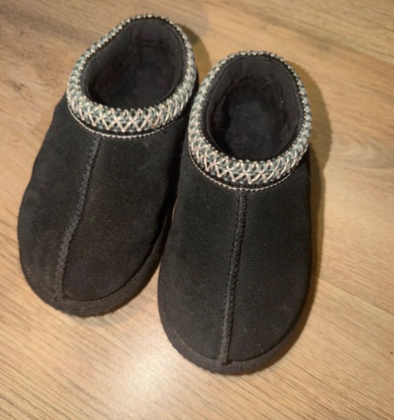 Infant Ugg tasmans 