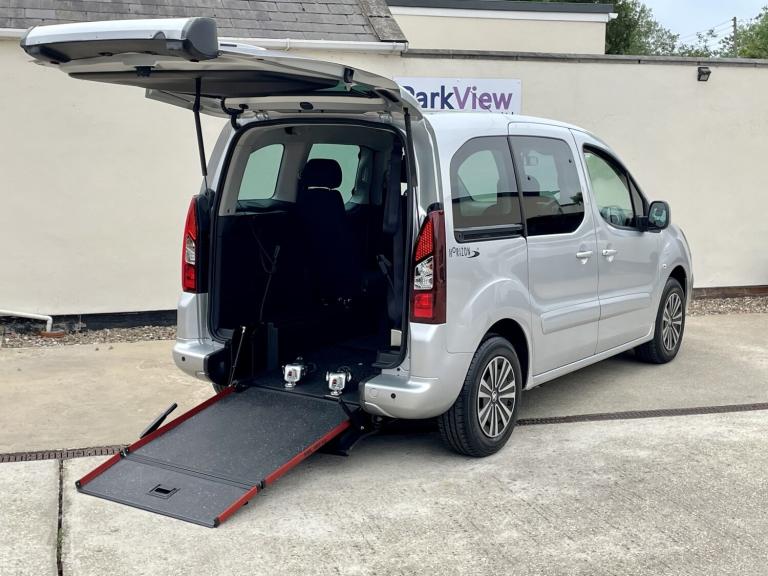 PEUGEOT PARTNER TEPEE 1.6 BlueHDie Active Automatic HORIZON ALLIED MOBILITY