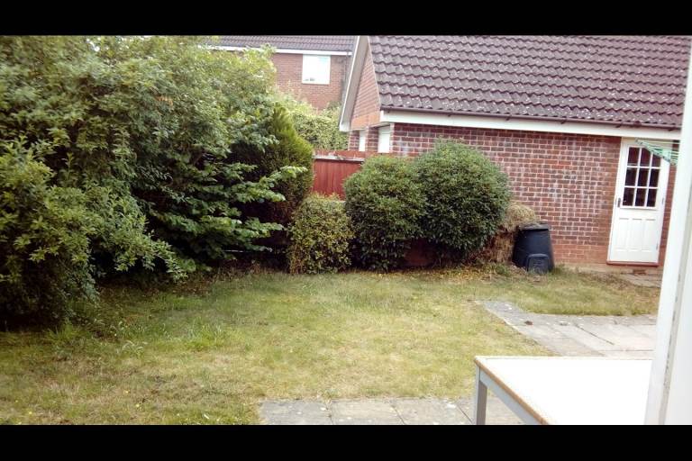 Double en-suite room in Dussindale