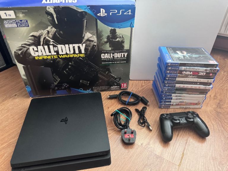 Ps4 slim 1TB boxed 