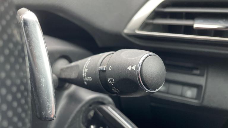 2020 Peugeot 3008 1.5 BlueHDi GT Line SUV 5dr Diesel EAT Euro 6 (s/s) (130 ps) SUV Diesel Automatic