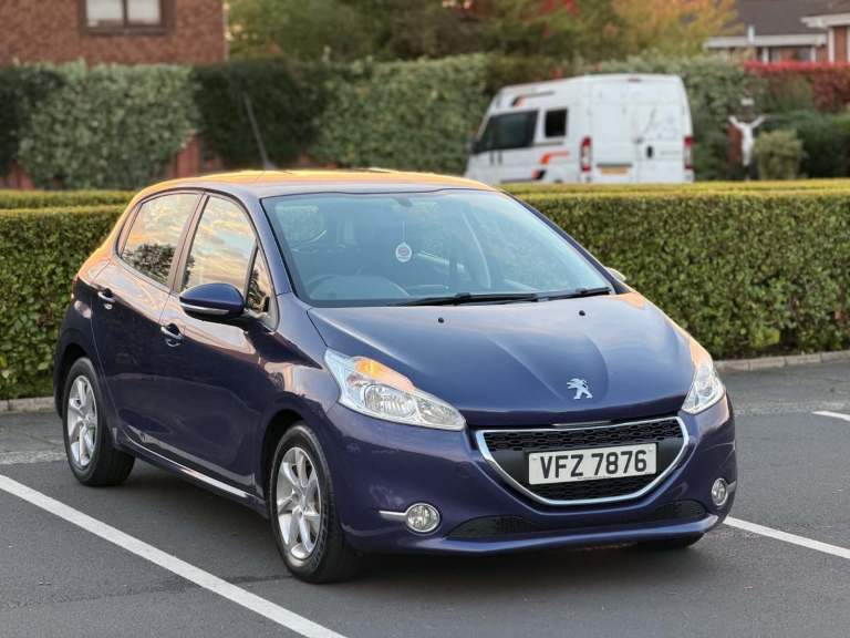 Peugeot 208 Active E-Hdi 1.4 Diesel 57k Miles  12 Months Mot 2015 Model 
