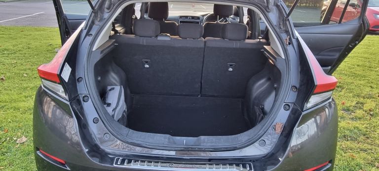 Automatic Luxury Nissan Leaf fully Electric car Cruise Navigation Reverse Camera Auto pilot LEZ