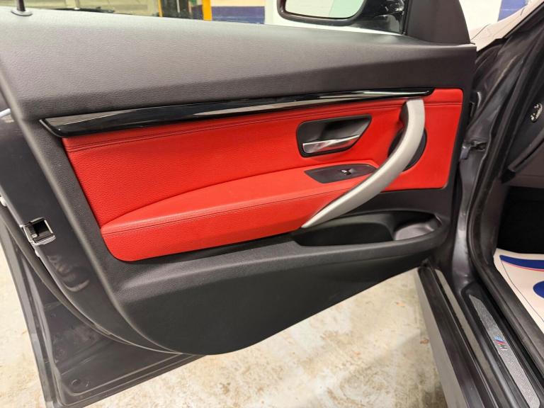 2016 BMW 3 Series 320d xDrive M Sport 5dr Step Auto [Business Media] HATCHBACK DIESEL Automatic